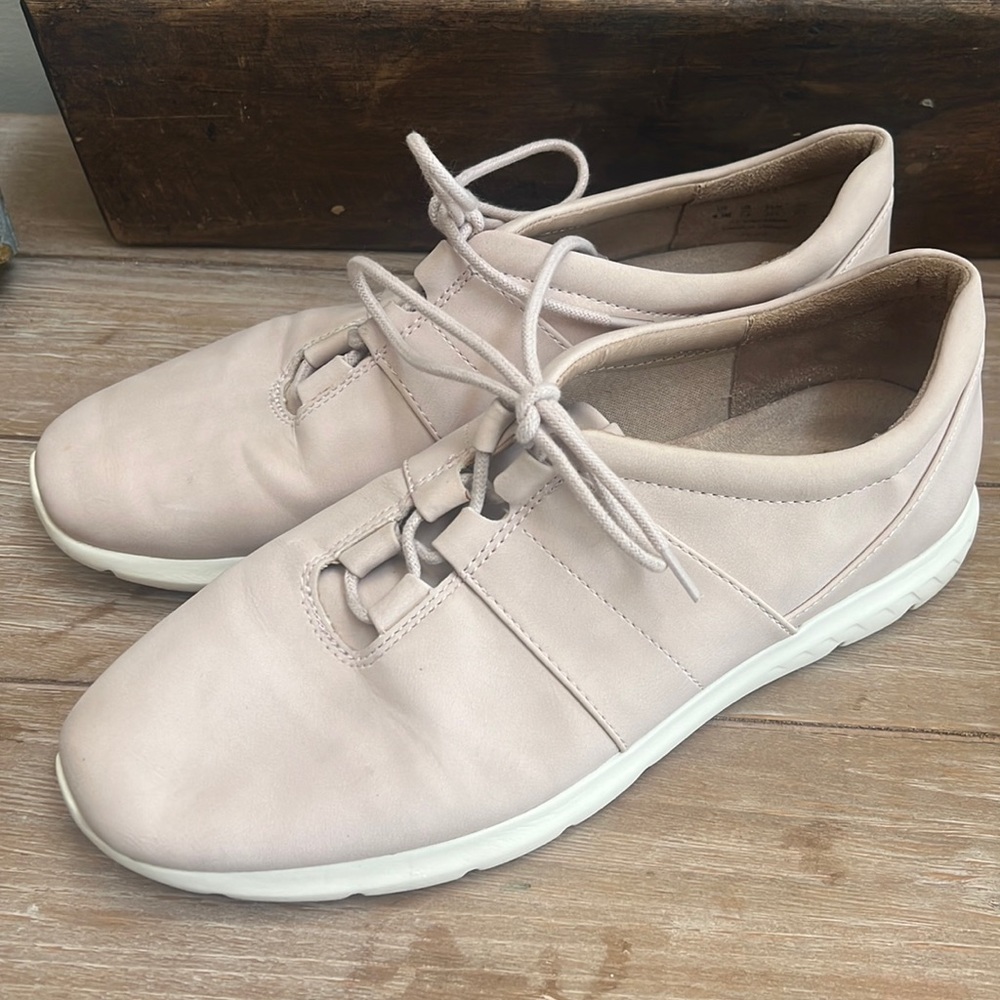 Soul Naturalizer Sneakers